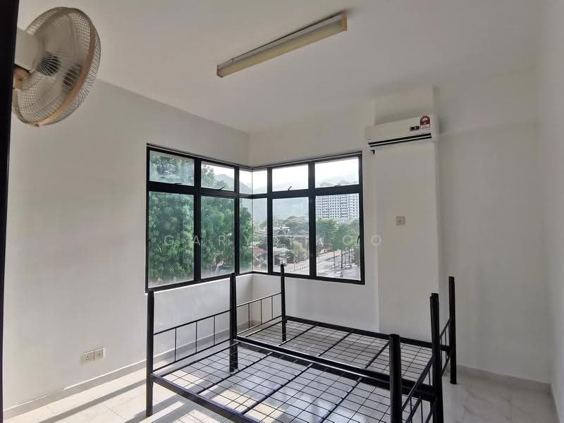 Condominium for Sale at Villa Ria - Gary Khoo - Bedroom - PropertyGuru.com.my