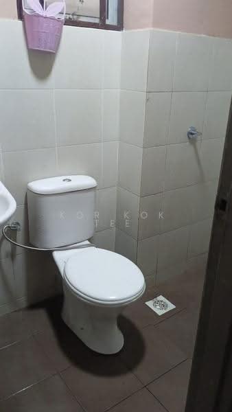2-storey Terraced House for Rent in Bandar Kinrara (Selangor) - Kor Kok Tee - Bathroom - PropertyGuru.com.my