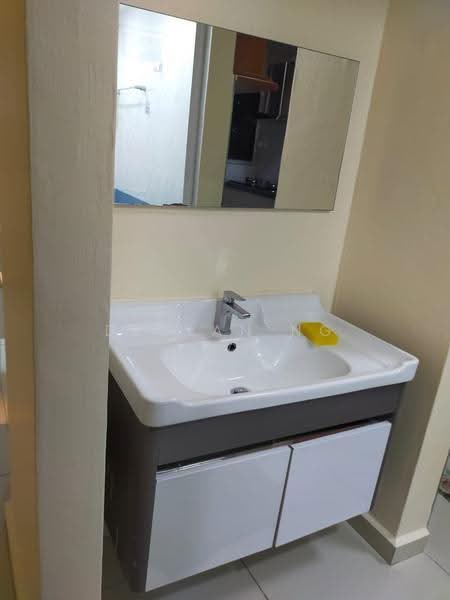 Condominium for Rent at University Heights - Declan Ng - Bathroom - PropertyGuru.com.my