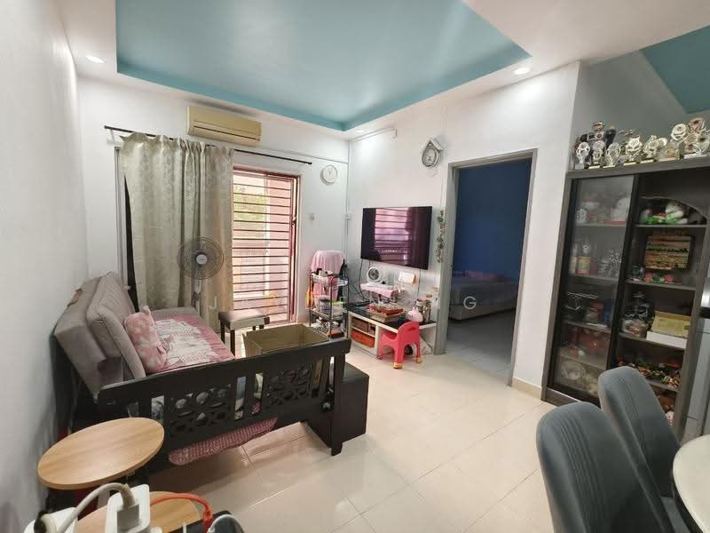 Townhouse for Sale in Bandar Selesa Jaya (Skudai) - Jayden Ng - Living Room - PropertyGuru.com.my