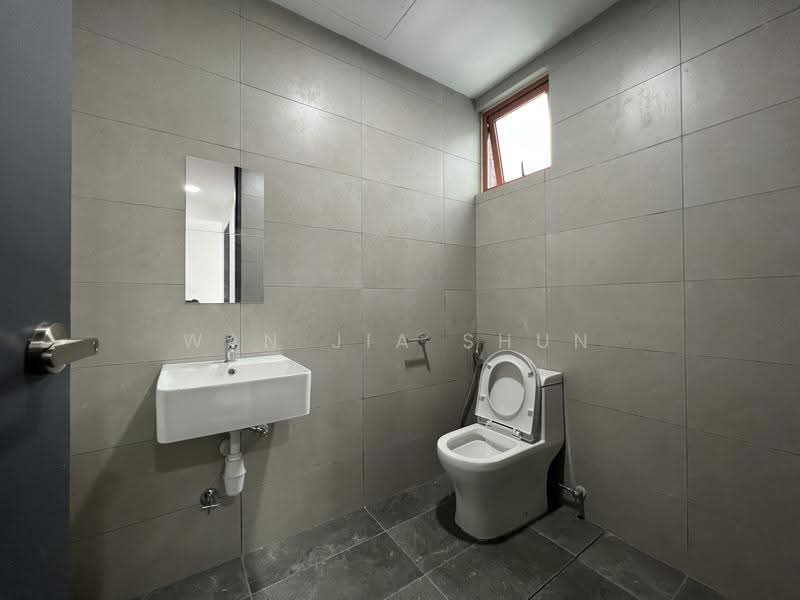 Kediaman Servis untuk Disewa di JRK Convena - Wan Jia Shun - Bathroom - PropertyGuru.com.my