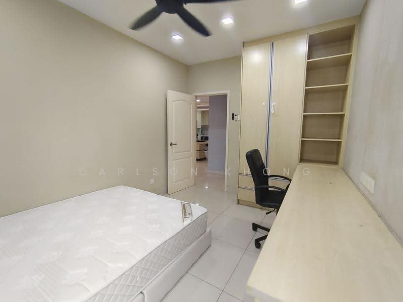 Kondominium untuk Dijual di Atmosfera Kondominium - Carlson Khong - Bedroom - PropertyGuru.com.my