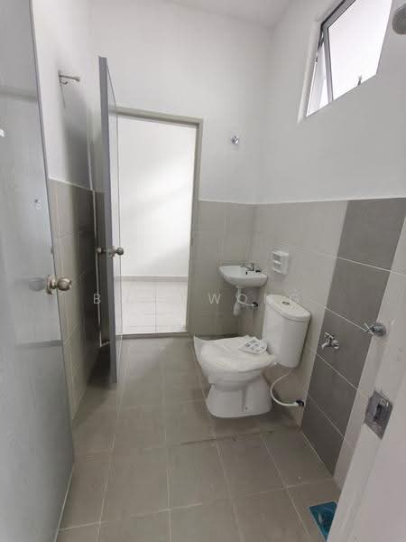 2-storey Terraced House for Sale in pasir gudang (Johor Bahru) - Bess Wong - Bathroom - PropertyGuru.com.my