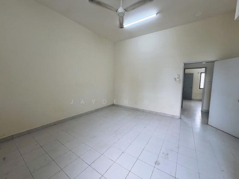 2-storey Terraced House for Sale in Bandar Layangkasa (Pasir Gudang) - Jayden Ng - Interior - PropertyGuru.com.my