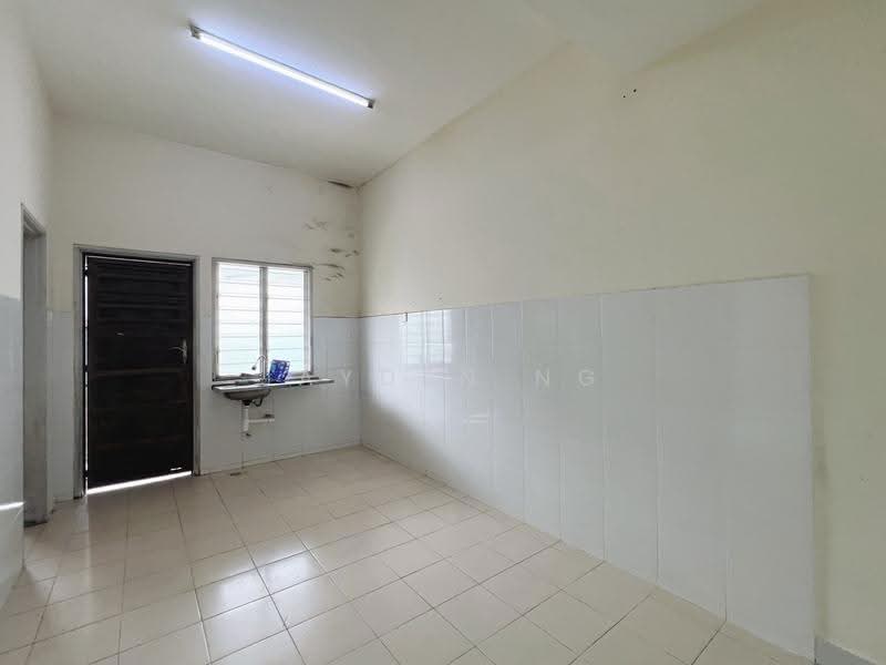 2-storey Terraced House for Sale in Bandar Layangkasa (Pasir Gudang) - Jayden Ng - Kitchen - PropertyGuru.com.my