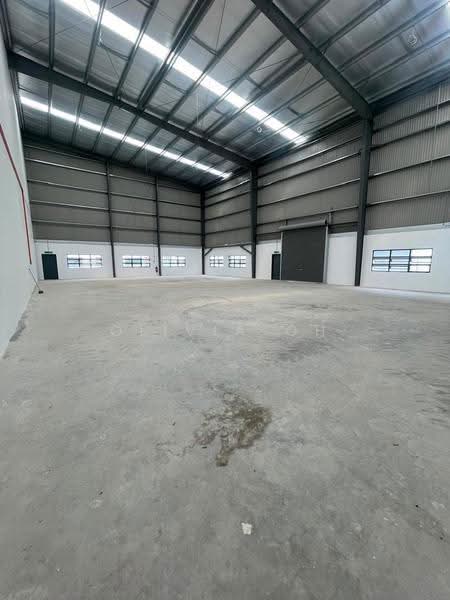 Semi-D Factory for Sale in Seri Kembangan Industrial Area (Seri Kembangan) - OLIVIA OH - Interior - PropertyGuru.com.my