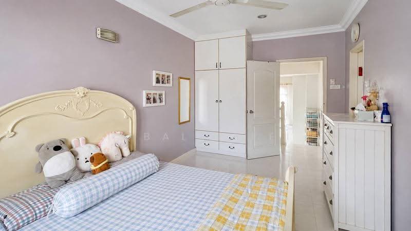 Rumah Berkembar untuk Dijual di Seksyen 7 (Shah Alam) - Iqbal Rafei - Bedroom - PropertyGuru.com.my