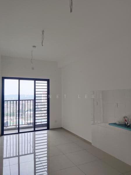 Kediaman Servis untuk Dijual di One Equine - Janet Lee - Balcony - PropertyGuru.com.my