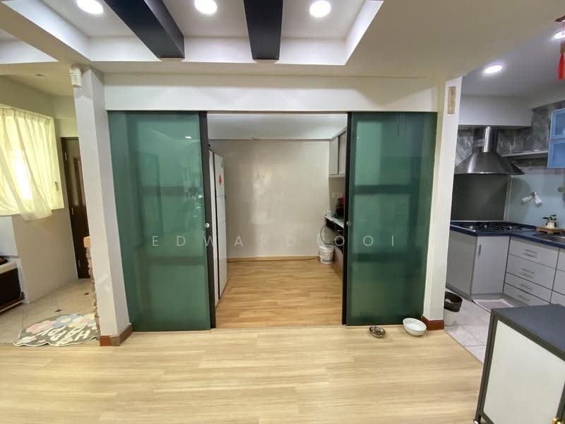 Condominium for Sale at Tropicana Bay Residences - Edward Ooi - Kitchen - PropertyGuru.com.my