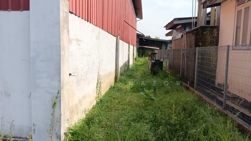 Warehouse for Rent in Kampung Cherang (Kota Bharu) - Nabila Nazori - Exterior - PropertyGuru.com.my