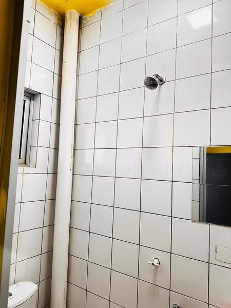 Rumah Bandar untuk Dijual di Taman Seri Segar (Semenyih) - Mohd Rafiee - Bathroom - PropertyGuru.com.my
