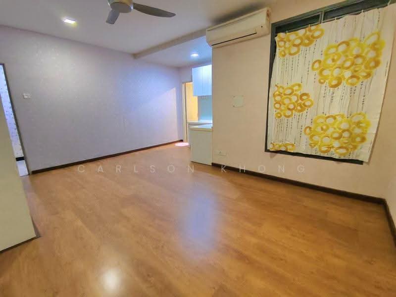 Kondominium untuk Dijual di Zefer Hill Residence - Carlson Khong - Living Room - PropertyGuru.com.my