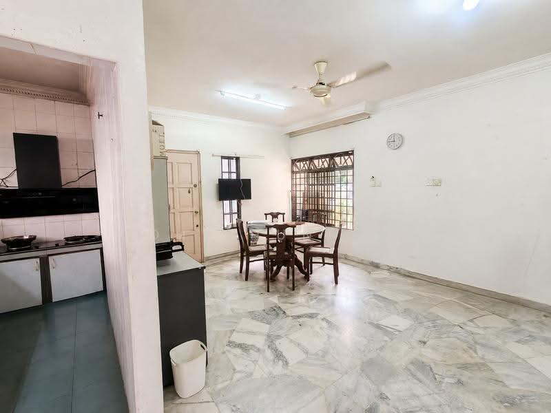 2-storey Terraced House for Sale in Bandar Baru Sri Petaling (Sri Petaling) - Goh Chun Poh - Kitchen - PropertyGuru.com.my