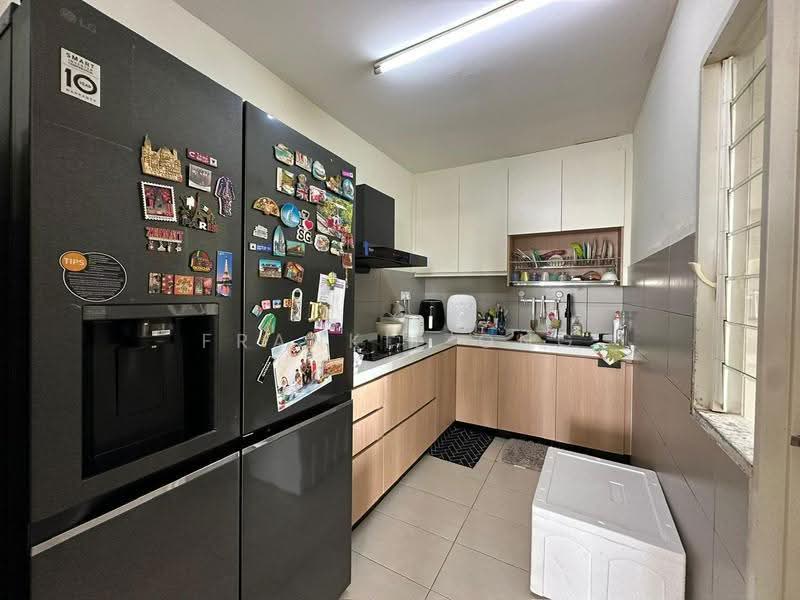 Condominium for Sale at Casa Green Condominium - Frankie Ong - Kitchen - PropertyGuru.com.my