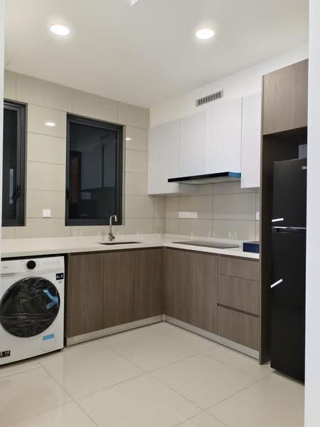 Kediaman Servis untuk Dijual di Sunway Velocity TWO - Manny Lum - Kitchen - PropertyGuru.com.my