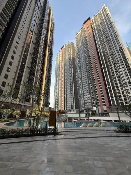 Kediaman Servis untuk Dijual di Sunway Velocity TWO - Manny Lum - Exterior - PropertyGuru.com.my