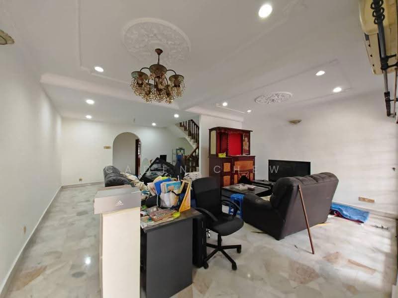 Rumah Teres 2-Tingkat untuk Dijual di Klang (Selangor) - Caden Chew - Living Room - PropertyGuru.com.my
