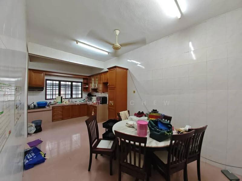 Rumah Teres 2-Tingkat untuk Dijual di Klang (Selangor) - Caden Chew - Kitchen - PropertyGuru.com.my