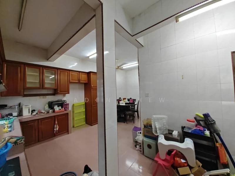 Rumah Teres 2-Tingkat untuk Dijual di Klang (Selangor) - Caden Chew - Kitchen - PropertyGuru.com.my