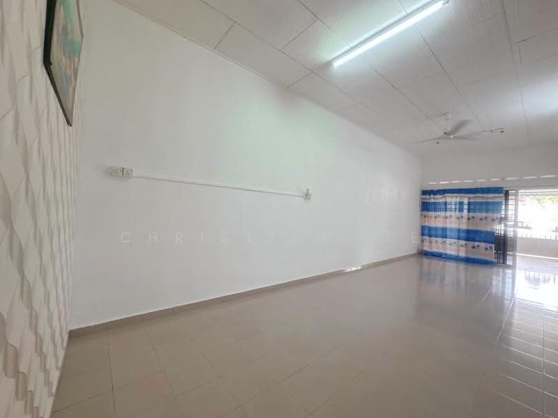 1-storey Terraced House for Sale in Taman Melaka Baru (Batu Berendam) - Christina Lee - Interior - PropertyGuru.com.my