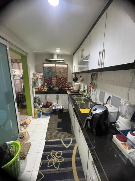 Townhouse for Sale in Batu Caves (Selangor) - Raymond Siew - Kitchen - PropertyGuru.com.my