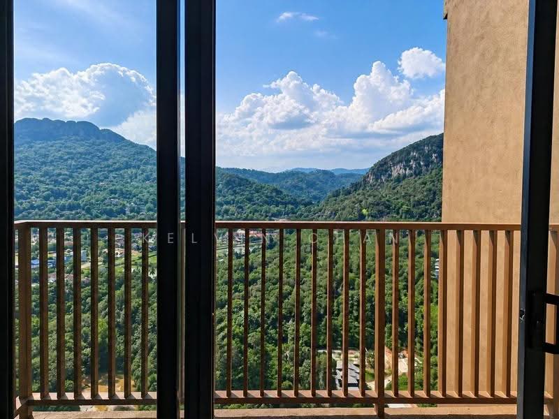 Kondominium untuk Dijual di LEA By The Hills - Kelvin Chan - Balcony - PropertyGuru.com.my