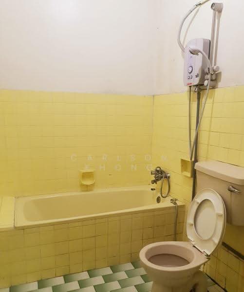 2-storey Terraced House for Sale in SS15 (Subang Jaya) - Carlson Khong - Bathroom - PropertyGuru.com.my