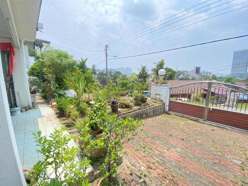Bungalow House for Sale in Kampung Cheras Baru (Ampang) - Terry Yee - Exterior - PropertyGuru.com.my