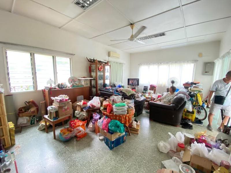 Bungalow House for Sale in Kampung Cheras Baru (Ampang) - Terry Yee - Living Room - PropertyGuru.com.my
