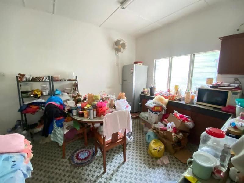 Bungalow House for Sale in Kampung Cheras Baru (Ampang) - Terry Yee - Kitchen - PropertyGuru.com.my