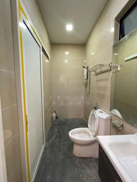 Rumah Teres 2-Tingkat untuk Disewa di Taman Wangsa Permai (Kepong) - Yanis Cheong - Bathroom - PropertyGuru.com.my