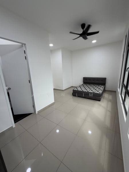 Terraced House for Rent in Kota Masai (Pasir Gudang) - Alvin Lim - Bedroom - PropertyGuru.com.my