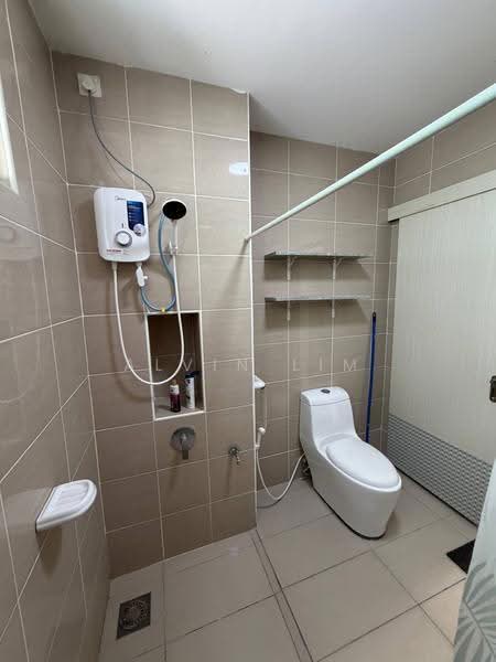 Service Residence for Rent at Sky Loft Premium Suites - Alvin Lim - Bathroom - PropertyGuru.com.my