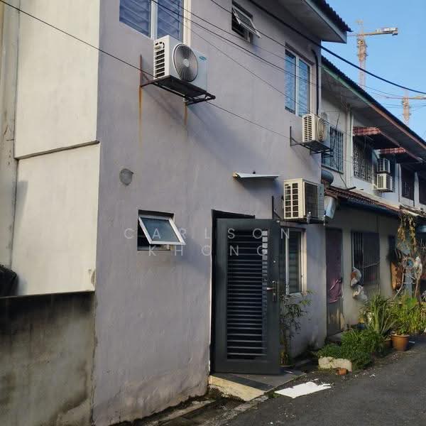 2-storey Terraced House for Sale in Taman Puchong Intan (Puchong) - Carlson Khong - Exterior - PropertyGuru.com.my