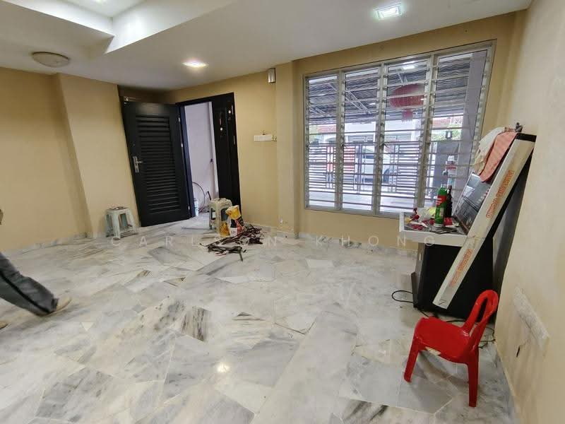 2-storey Terraced House for Sale in Taman Puchong Intan (Puchong) - Carlson Khong - Living Room - PropertyGuru.com.my