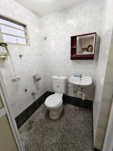 2-storey Terraced House for Sale in Taman Puchong Intan (Puchong) - Carlson Khong - Bathroom - PropertyGuru.com.my