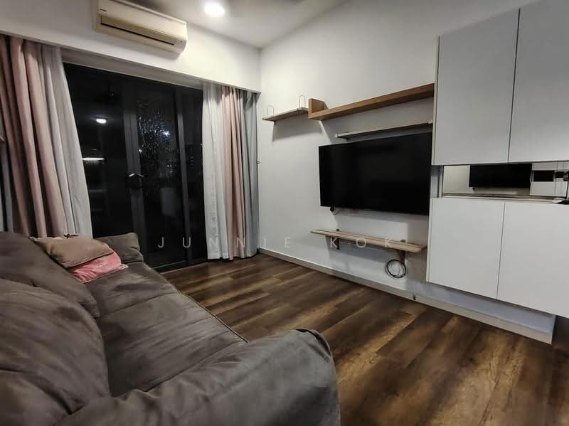 Condominium for Sale at The Peak SOHO - Junnie Kok - Living Room - PropertyGuru.com.my