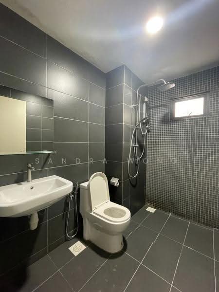 Condominium for Rent at Parkhill Residence - Sandra Wong - Bathroom - PropertyGuru.com.my