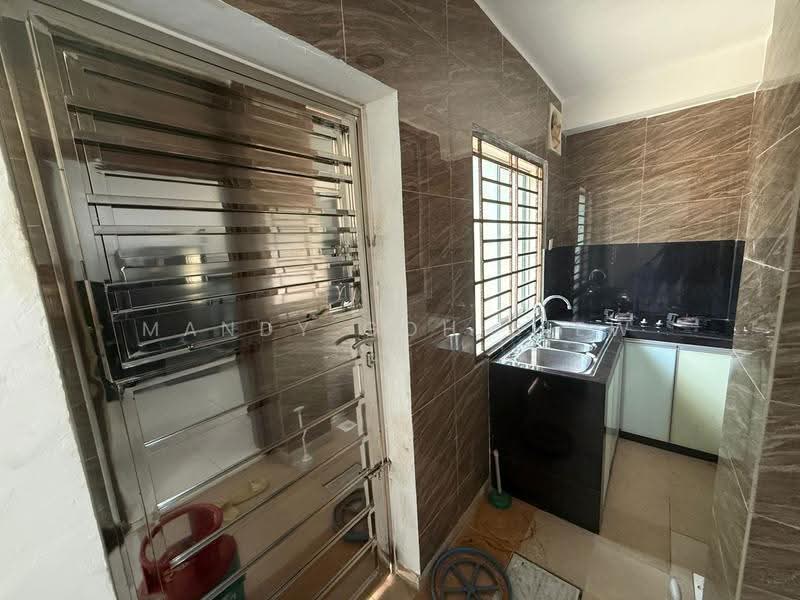 Rumah Teres 2-Tingkat untuk Disewa di Taman Nusa Idaman (Iskandar Puteri (Nusajaya)) - Mandy Goh Siew Li - Kitchen - PropertyGuru.com.my