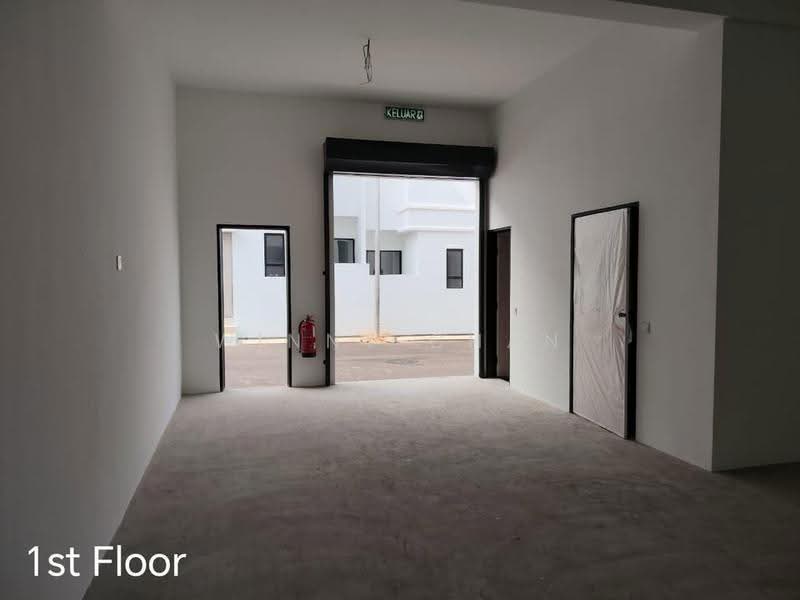 Kedai untuk Disewa di Ipoh (Perak) - Winny Chan - Entrance - PropertyGuru.com.my