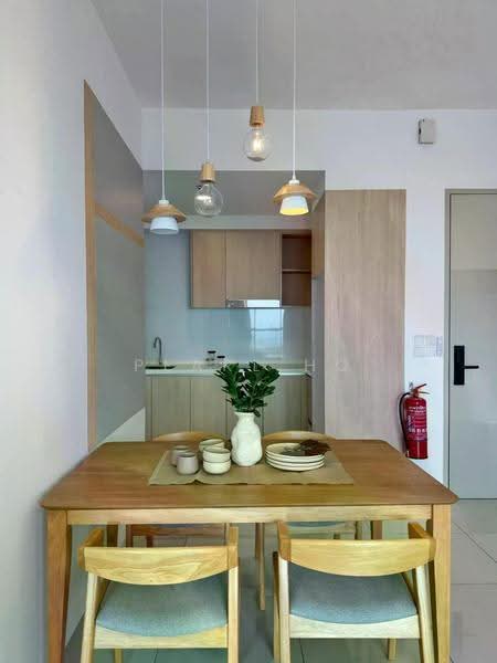 Service Residence for Rent at SouthPlace Residences @ Tropicana Metropark - Pearl Ho - Dining Room - PropertyGuru.com.my
