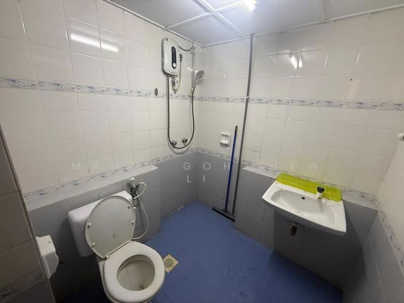 Pangsapuri untuk Disewa di Larkin Utama (Menara Metro Larkin) - Mandy Goh Siew Li - Bathroom - PropertyGuru.com.my