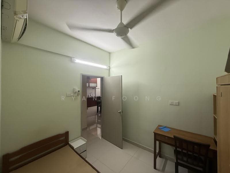Pangsapuri untuk Disewa di Irama Villa - Ryan Foong - Bedroom - PropertyGuru.com.my