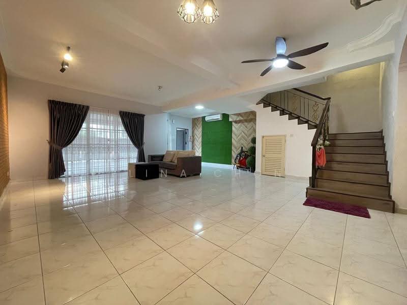 2-storey Terraced House for Sale in Bandar Seri Alam (Masai) - Celina Chong - Living Room - PropertyGuru.com.my