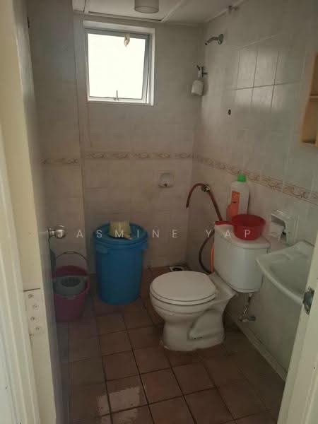 Townhouse for Sale in Taman Lagenda Mas (Cheras) - Jasmine Yap - Bathroom - PropertyGuru.com.my