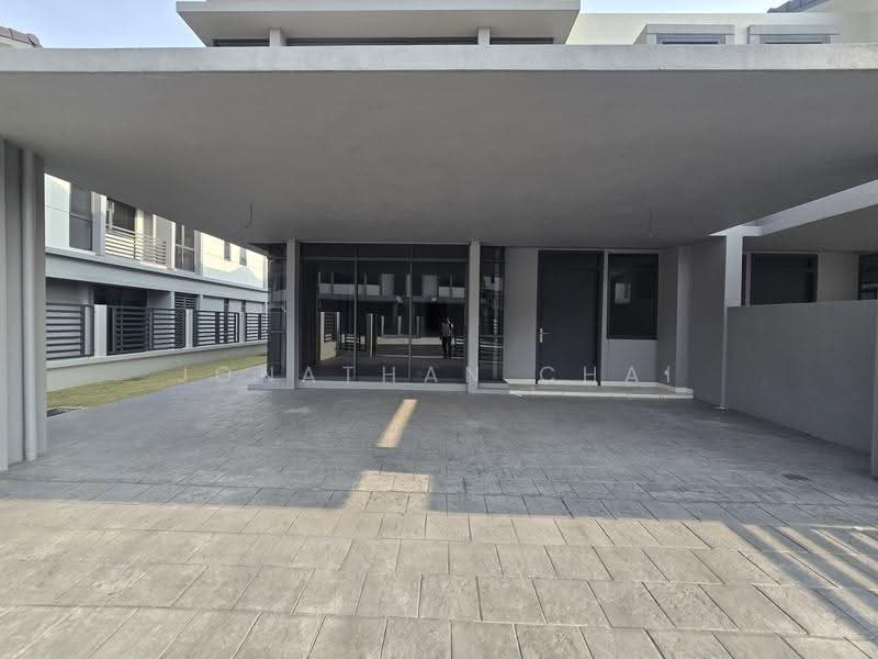 Rumah Berkembar untuk Dijual di Aman Putri (Sungai Buloh) - Jonathan Chai - Exterior - PropertyGuru.com.my