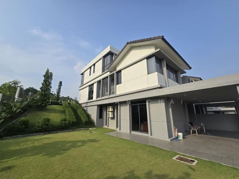 Rumah Berkembar untuk Dijual di Aman Putri (Sungai Buloh) - Jonathan Chai - Exterior - PropertyGuru.com.my