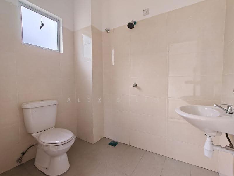 Semi-Detached House for Sale in Meru (Klang) - Alexis Lim - Bathroom - PropertyGuru.com.my