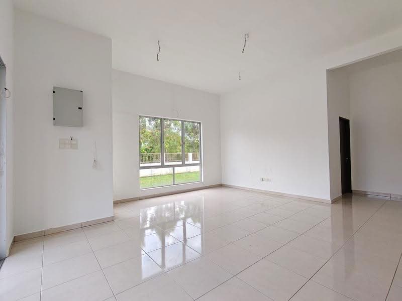 Semi-Detached House for Sale in Meru (Klang) - Alexis Lim - Living Room - PropertyGuru.com.my