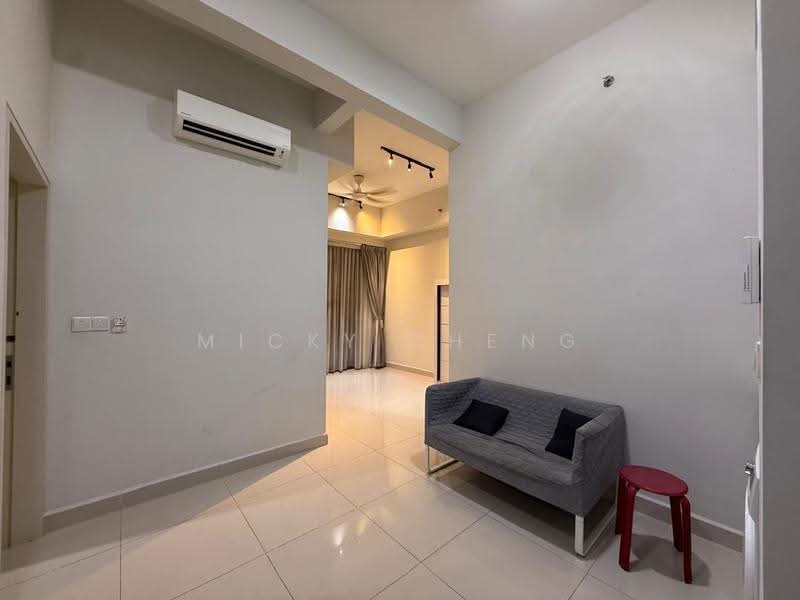 Kediaman Servis untuk Disewa di Third Avenue - Micky Cheng - Living Room - PropertyGuru.com.my